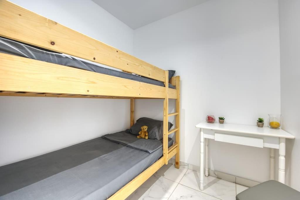 Appt P2 De 1 A 6 Pers A Rognac Lägenhet Exteriör bild